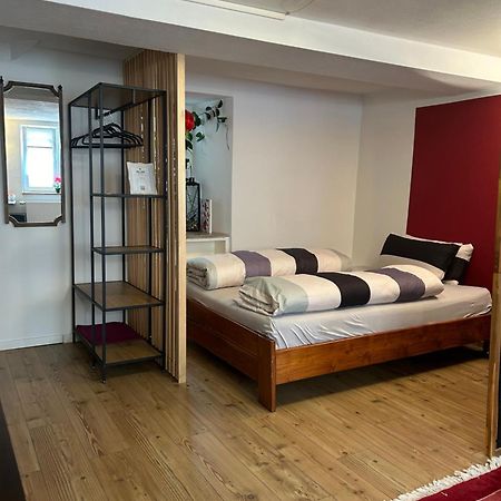 Homestay วัลด์ชุท-ทีนเงน ภายนอก รูปภาพ